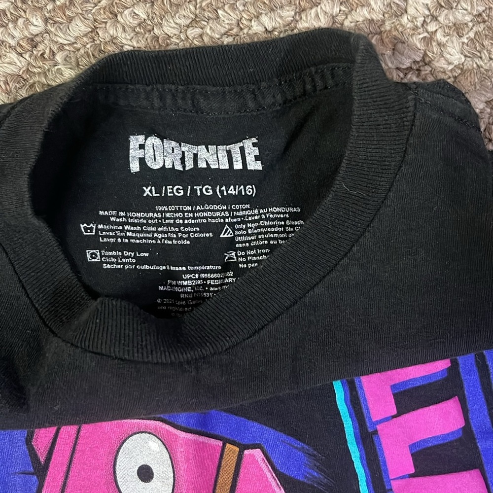 Fortnite - Picture 3 of 3